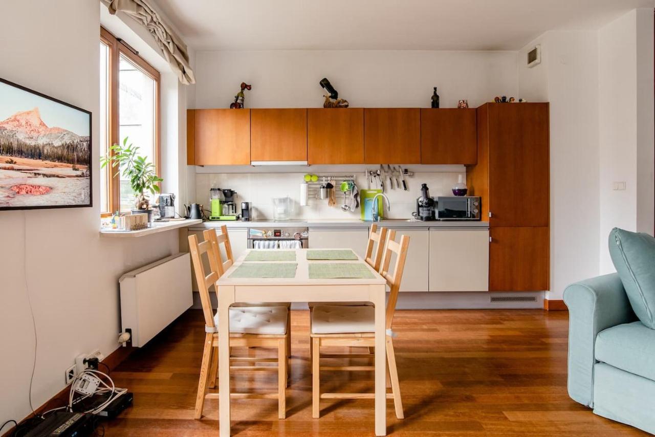 Mokotow, Apartment With Terrace, Greenery And Near The Airport! Warsaw Exterior photo