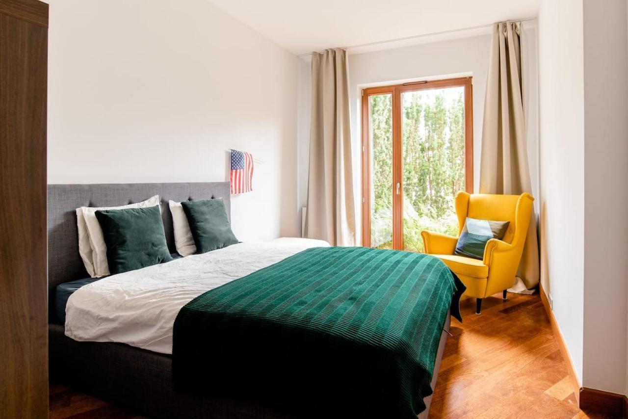 Mokotow, Apartment With Terrace, Greenery And Near The Airport! Warsaw Exterior photo
