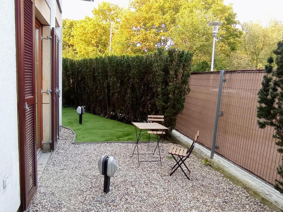 Mokotow, Apartment With Terrace, Greenery And Near The Airport! Warsaw Exterior photo